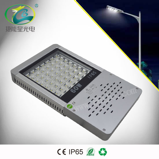 深圳專業生產大功率LED路燈高桿燈